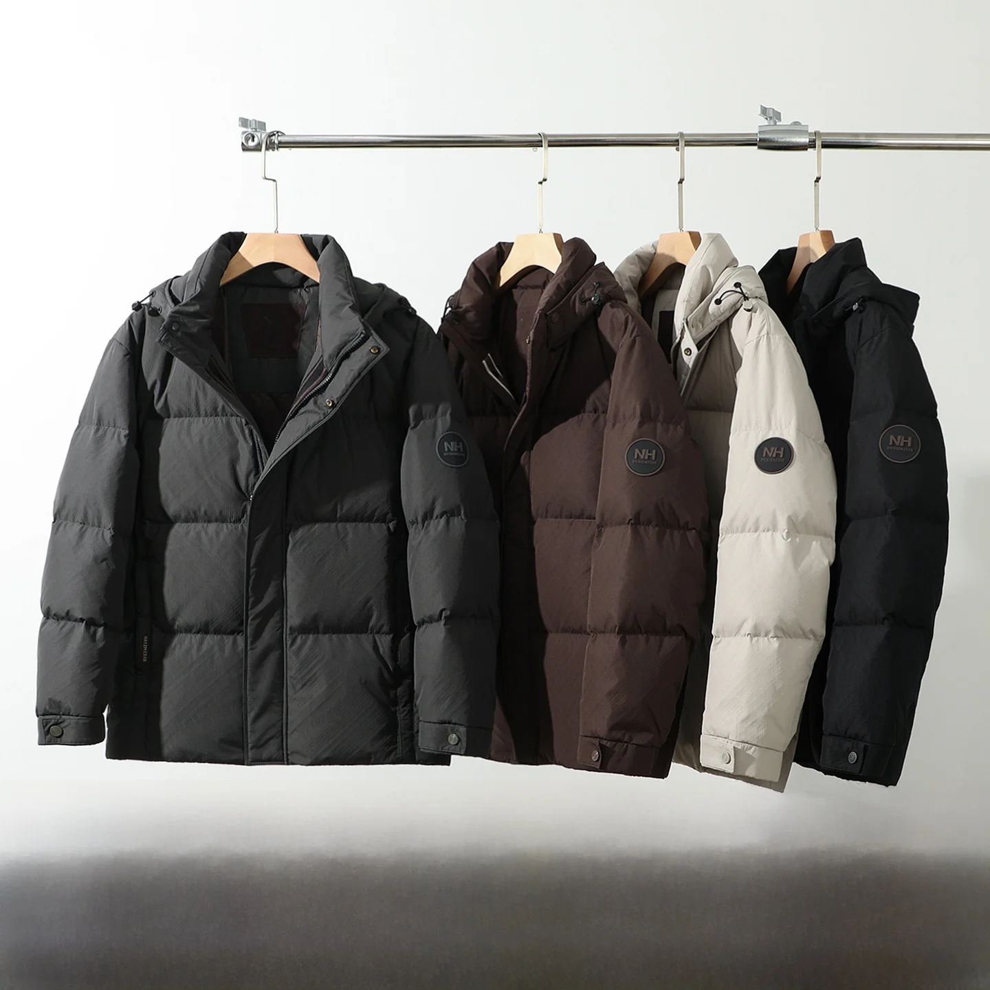 

Men's Winter Thiened Du down Jaet Hooded Warm Casual Sle Polyester Fabric Long Sve Zipper Closure Coat for Daily Use