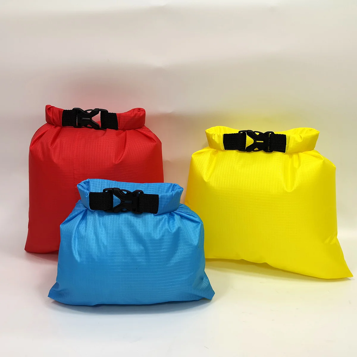 عوامة سحب للسباحة، حقيبة جافة آمنة خفيفة الوزن، أزرق أصفر أحمر للسباحة والغطس سهلة #5