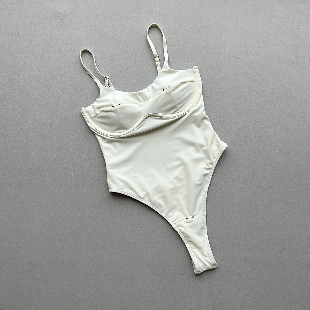 

sexy push up swimsuits one piece black and white 2 color bikinis bodysuits Swimwear Biquini conjunto de bikini biquini tankini