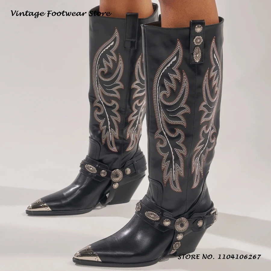 

Ботинки в стиле ковбоя и ковбойши с вышивкой, ретро-пряжкой на ремне, заостренным носком, на танкетке, повседневные, весенне-осенние, без застежки, высотой до колена
