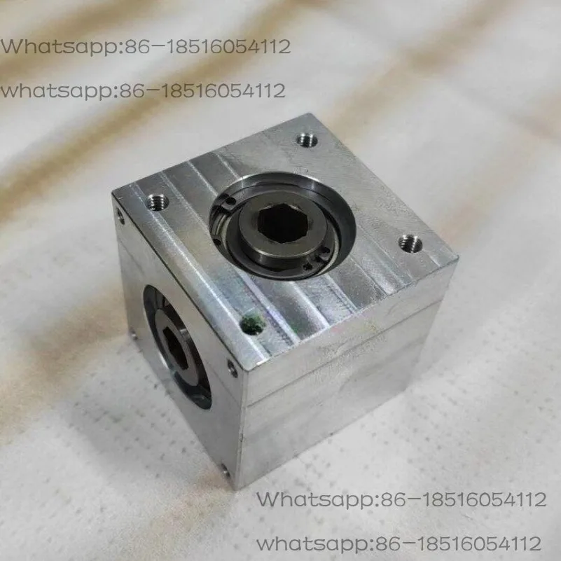 Small Bevel Gear Rotator 90 Degree Speed Ratio 1:1 Right Angle Transmission Reversing Gear Box Shaft Hole Keyway/hexagon