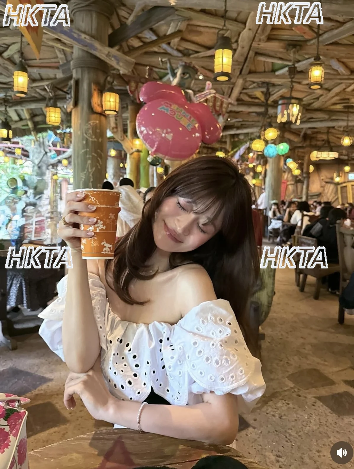 

Japanese Hollow Out Lace Short Sleeve Shirt Summer New Fashion Ruffled Off-Shoulder Black White Shirts Corset Top and Chest Pads