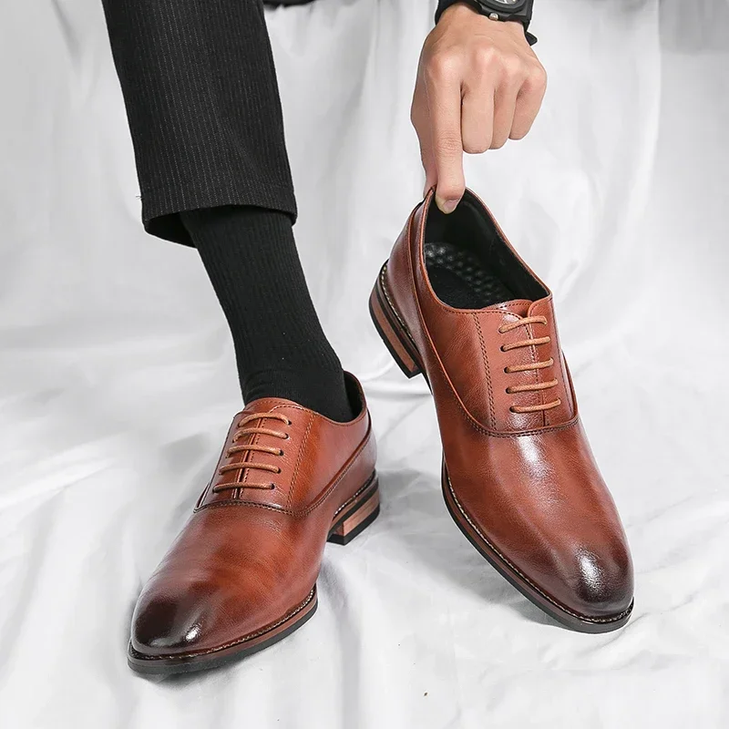 Luxury High Quality Men Fashion Casual Shoes Male Pointed Oxford Wedding Leather Dress Shoes Men Gentleman Office Shoes 2024