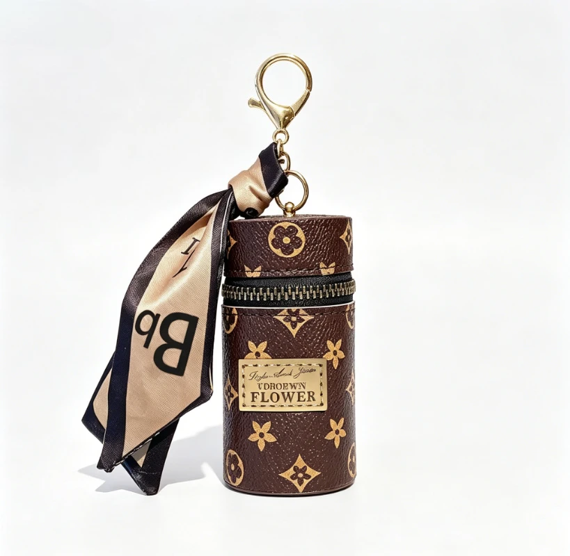 Gantungan Kunci Kotak Lipstik - Monogram Keychain Leather ulasan dan harga