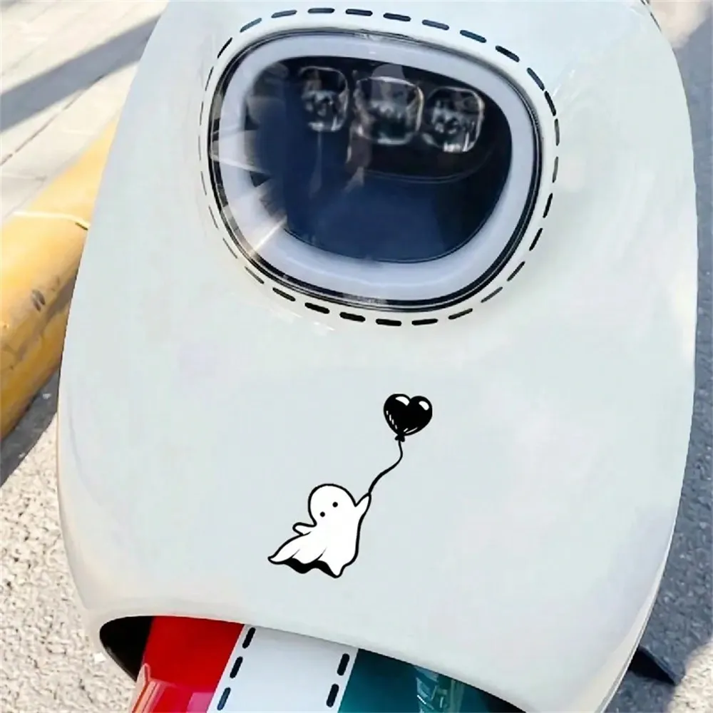 4pcs 2D Flat Cute Ghost With Heart Balloon Vinyl Sticker, Waterproof Decal For Car Laptop Decor, Holiday Gift