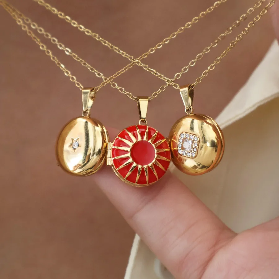 Stainless Steel Red Enamel Color Sun Round Pendant Necklace for Women Luxury Cubic Zirconia Photo Frame Locket Jewelry Gift