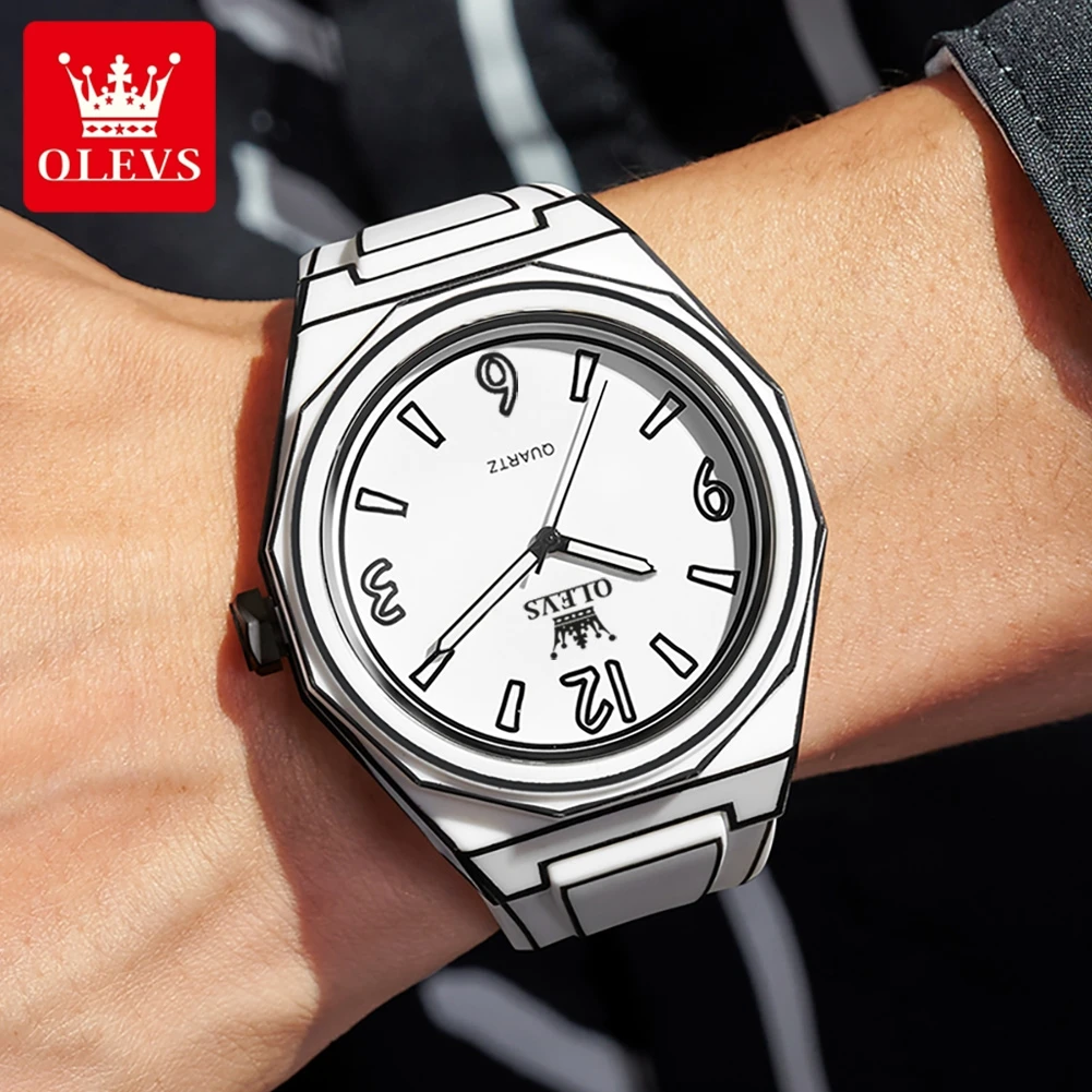 OLEVS 1018 ساعة رجالية عصرية نمط مانغا ساعة كوارتز عالية الجودة الراتنج سيليكون حزام التصميم الأصلي العلامة التجارية الفاخرة ساعة رجالية ﻿