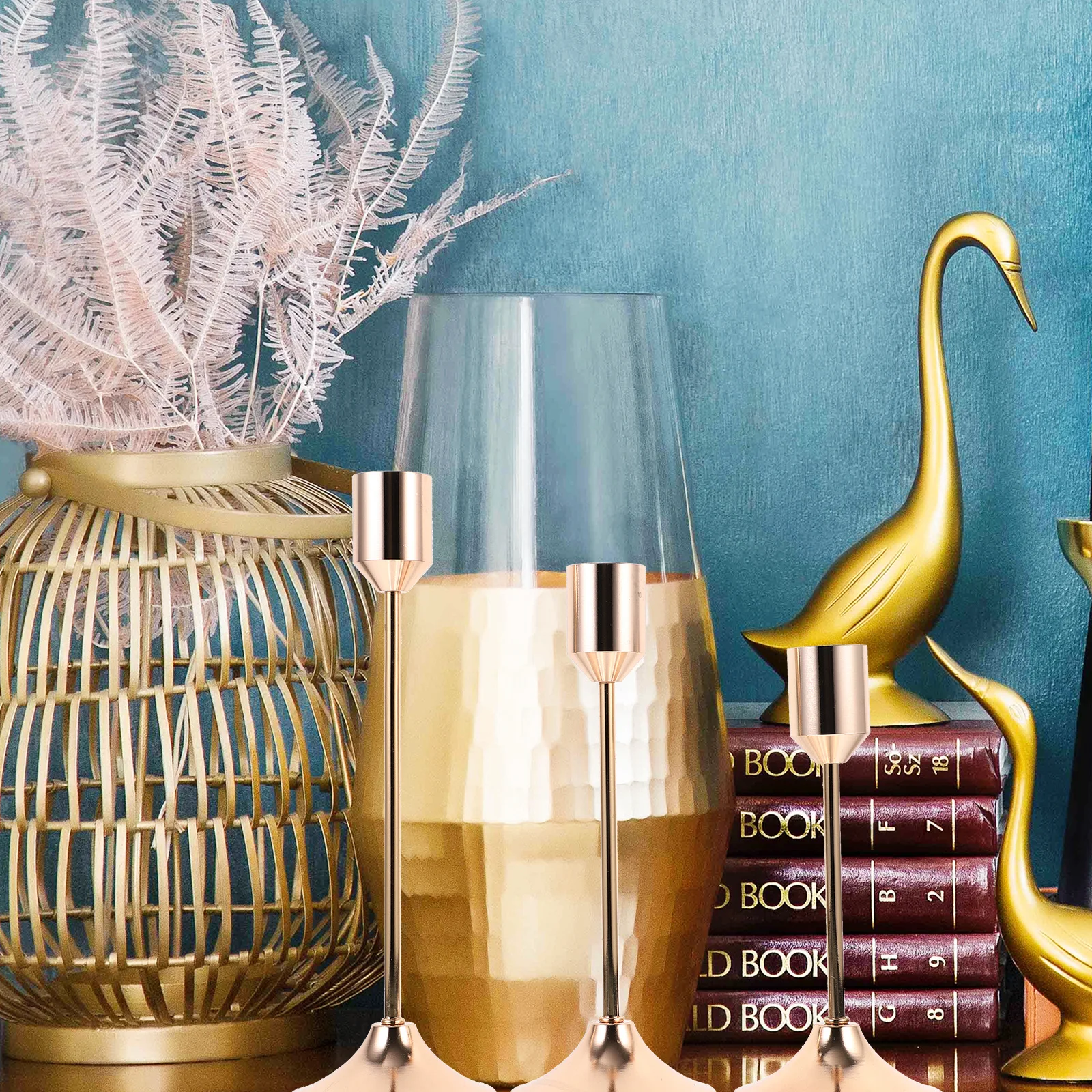 

3Pcs Exquisite Iron Holders Metal Candlestick Creative Retro Decorative Christmas Winter Party Table Centerpiece