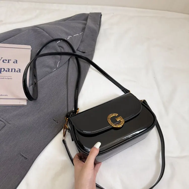 

Модная глянцевая маленькая квадратная сумка на плечо 2026, винтажный повседневный стиль, премиум-класс, универсальная сумка через плечо и кроссбоди