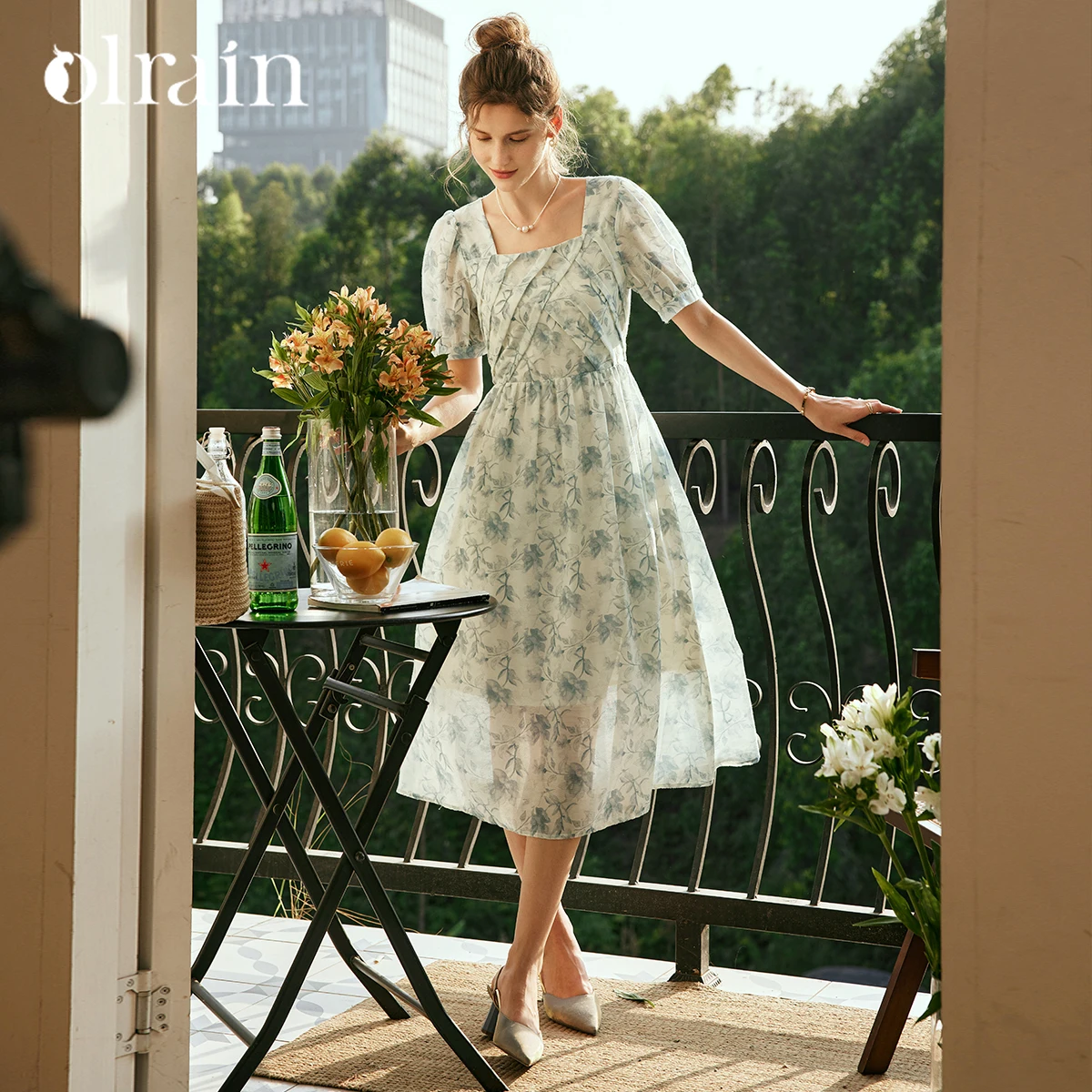 

OLrain Women Summer Dresses 2025 French Floral Square Neck Dress Fashion Printing Style Bubble Sleeve A-shaped Skirts O23XL80318