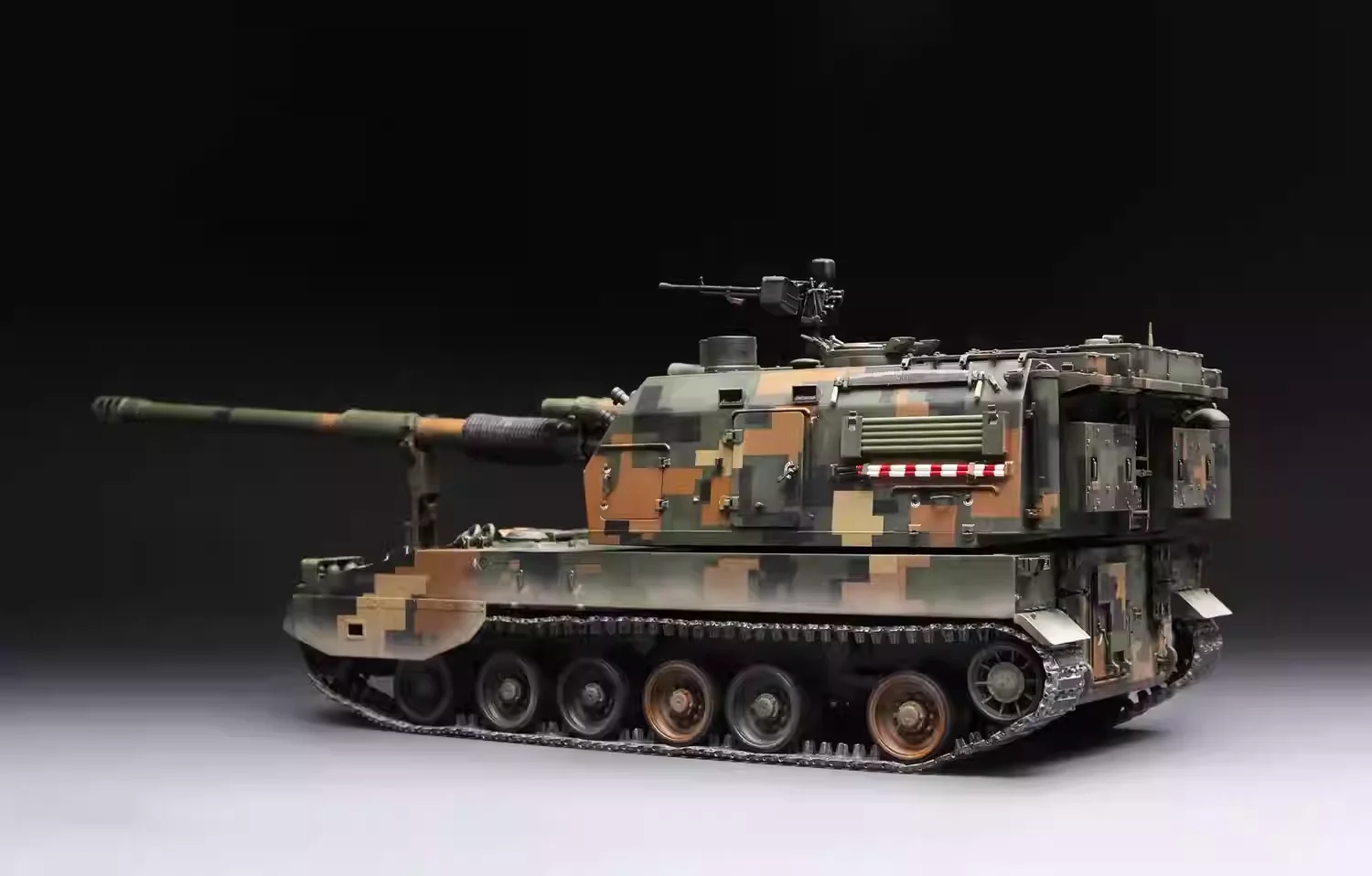 1/35 MENG model building kits TS-022 155mm Self-Propelled Howitzer Chinese PLZ05