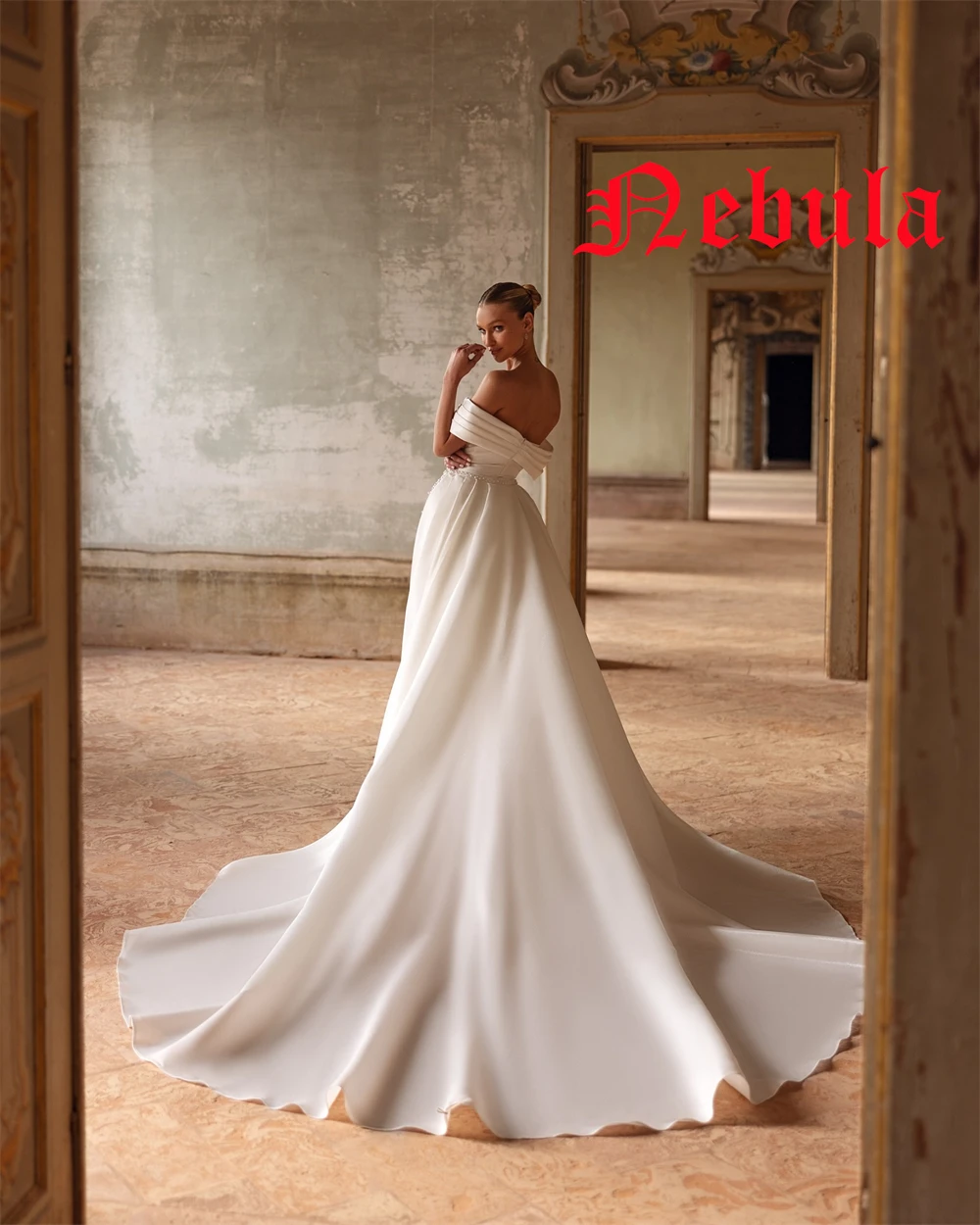 Vestido de novia de manga corta con hombros descubiertos, elegante, personalizado, de satén, sin tirantes, exquisito tren capilla, vestidos de novia sin espalda