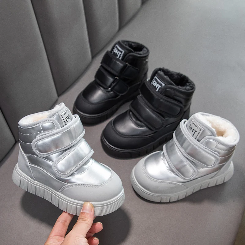 

Ботинки на теплой подкладке для мальчиков и девочек, новинка 2023 года, зимние детские массивные зимние ботинки, нескользящие водонепроницаемые дышащие универсальные походные ботинки, возраст 5–8 лет