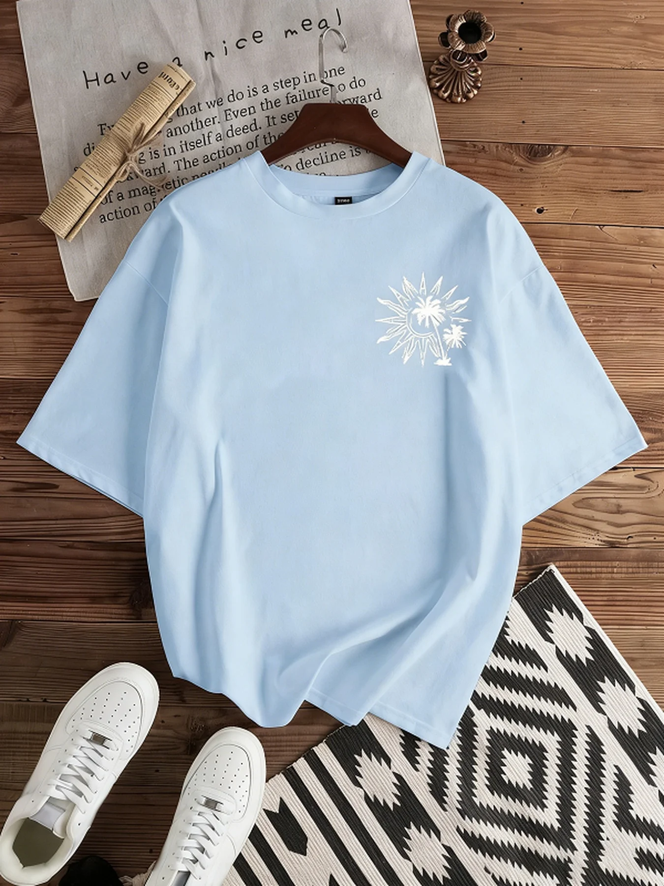 Vacation-Style Sunset Coconut Tree Printed Short-Sleeved T-Shirt, Loose and Casual Top, Suitable for Vacation Travel