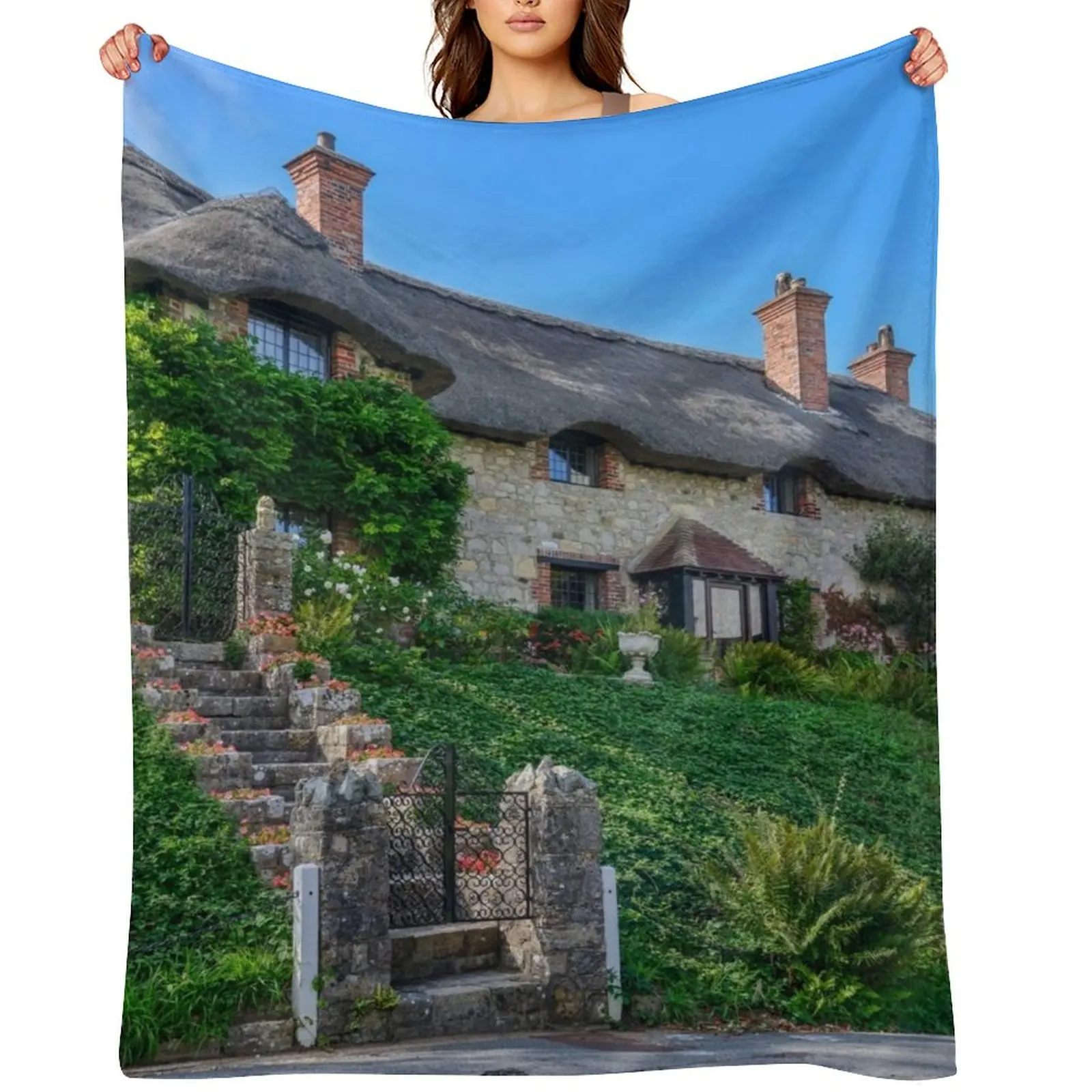 Hill Cottage Godshi…