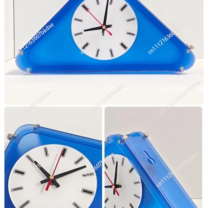 Living Room Minimalism Clocks Two-sided Wall Clocks Triangle Modern Clock Mechanism Silent Design Clock Watch for Decoration