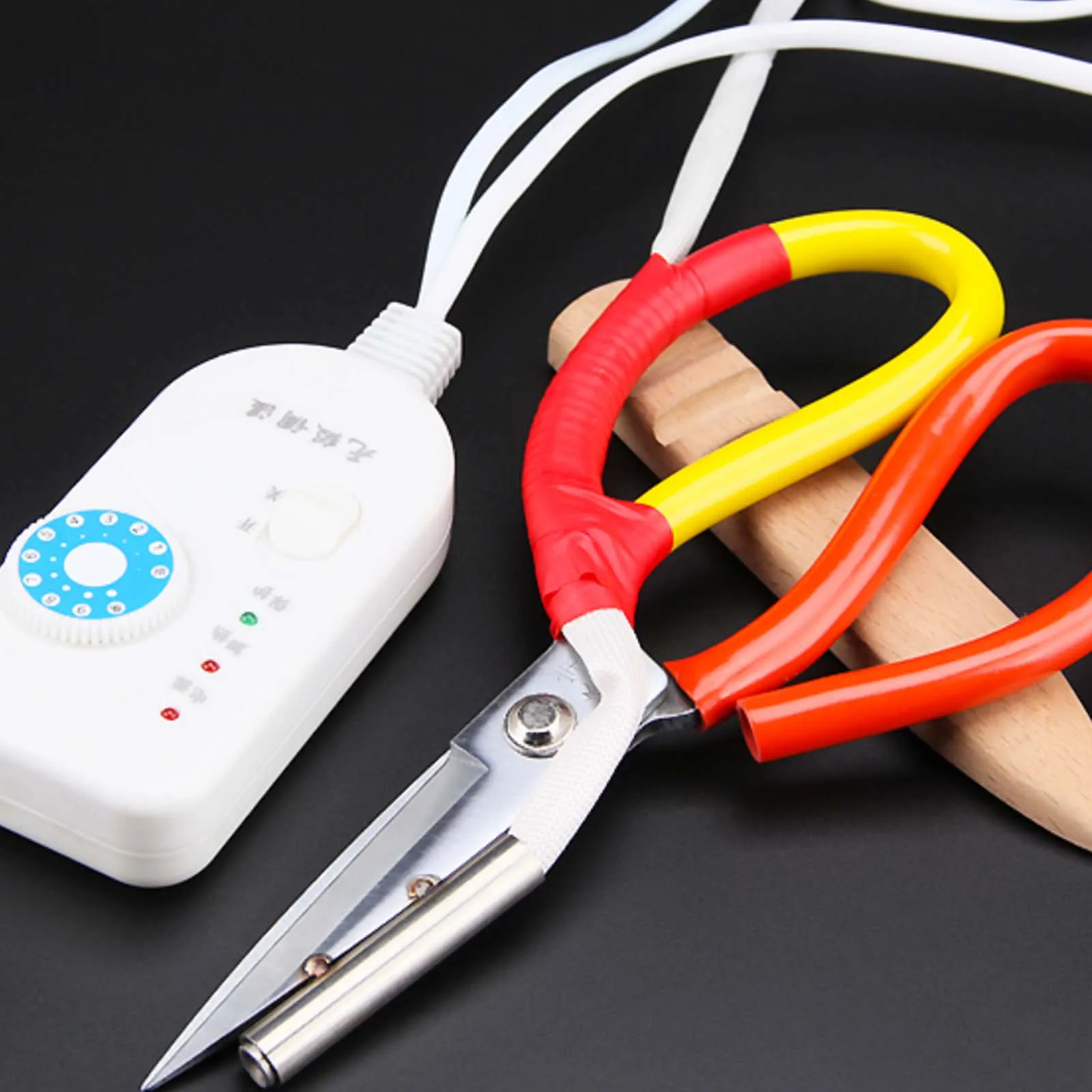 Stepless Temperature Control Electric Heating Scissors, Ribbon Tailor Heating Cutting Scissors
