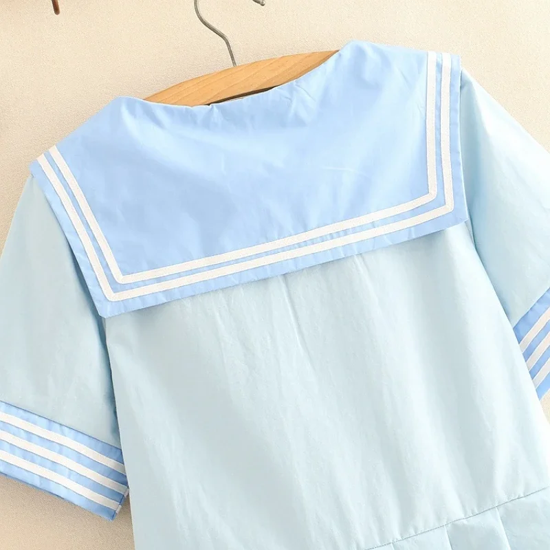 Abito estivo carino da marinaio JK Orsetto ricamato Design Uniforme da ragazza della scuola giapponese Cappello azzurro per asilo Little Duckie