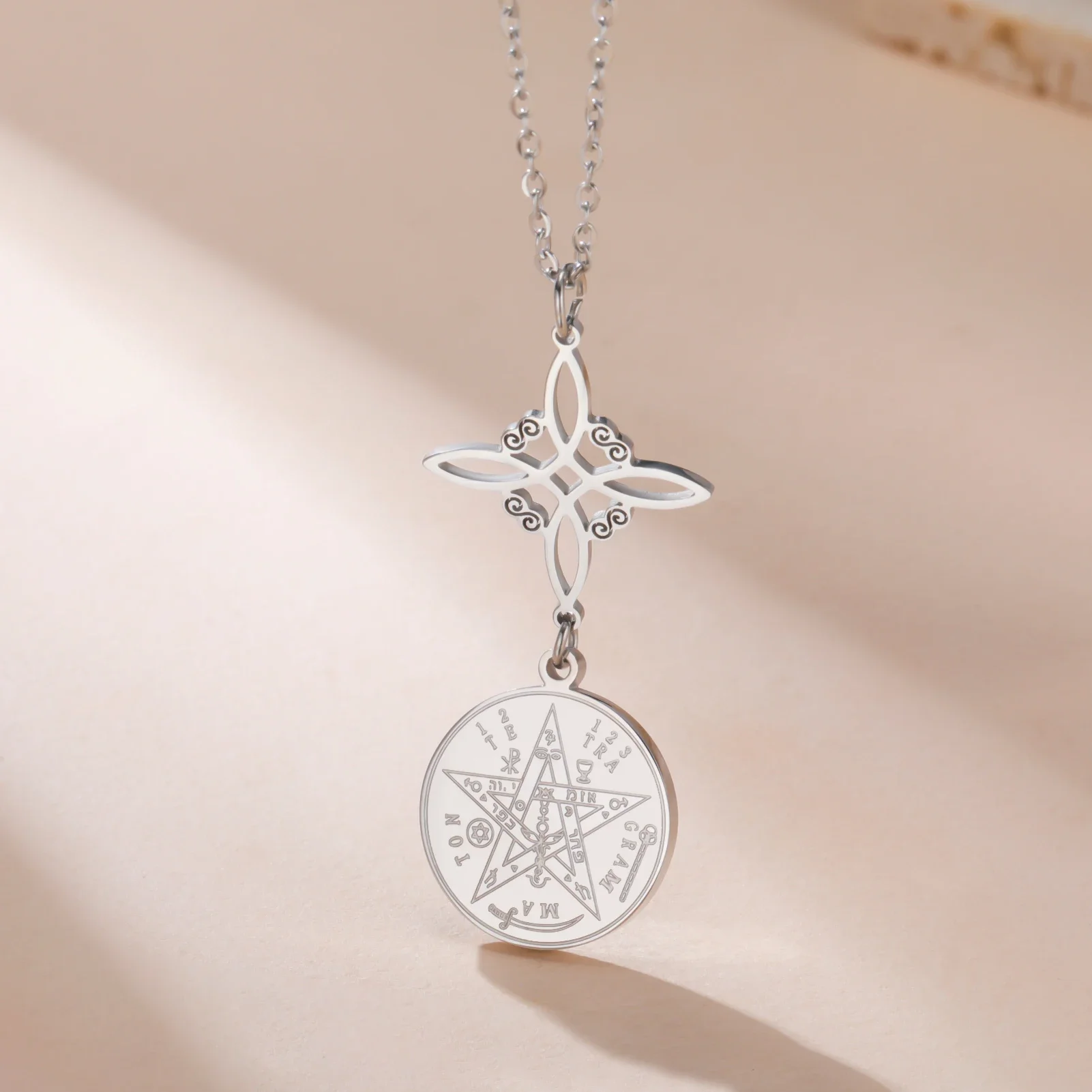 Skyrim Tetragrammaton Witch Knot Pendant Necklace Double Amulet Protection Stainless Steel Necklaces Pentagram Jewelry Gift