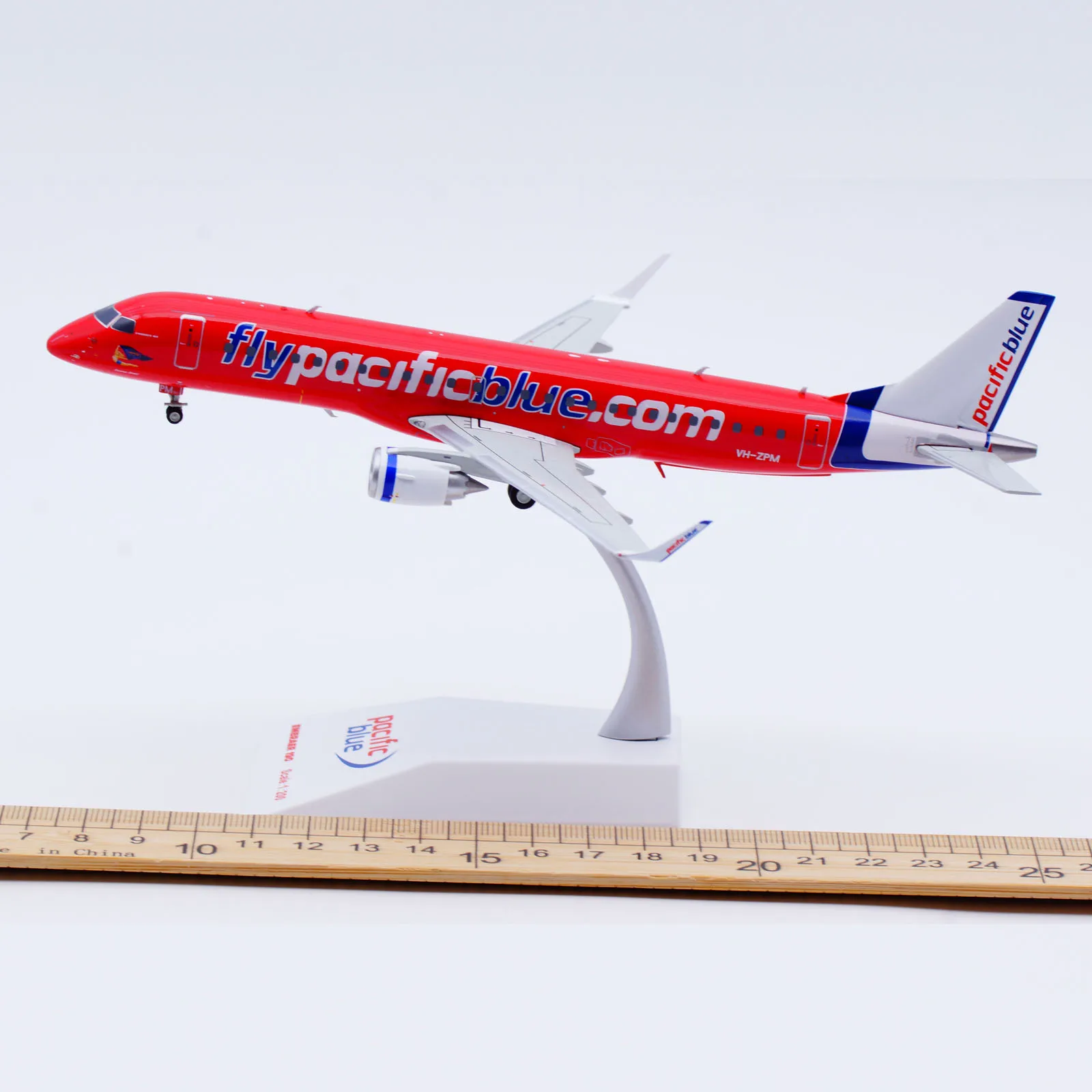 XX20348 Alliage Collection Avion Cadeau JC Ailes 1:200 Pacific Blue Airlines EMBRAER ERJ-190AR Moulé Sous Pression Avion Jet Modèle VH-ZPM