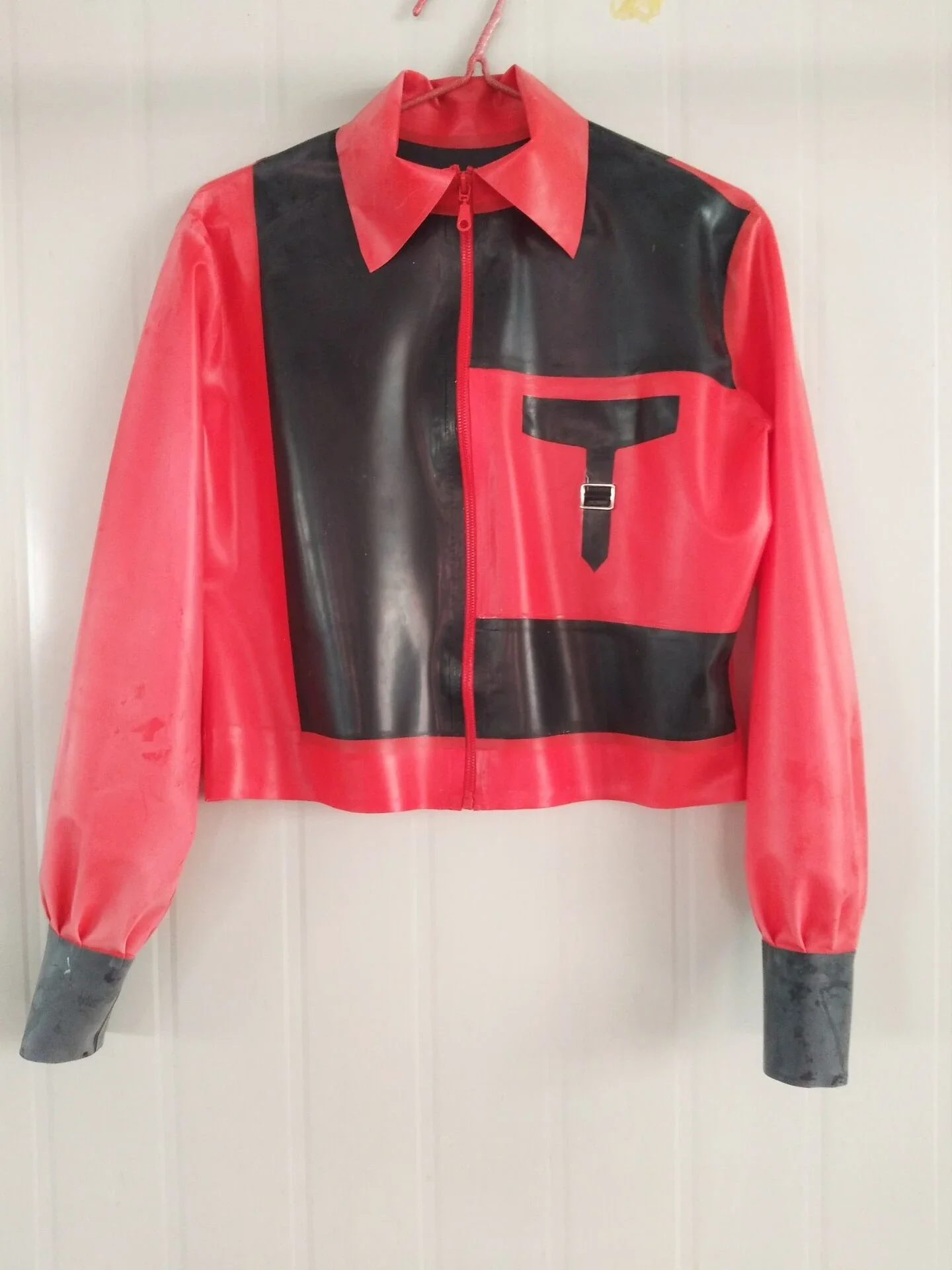 Latex Mantel Tops 100 % Gummi Gummi Ganzanzug Rot Schwarz Langarm Größe S-XXL