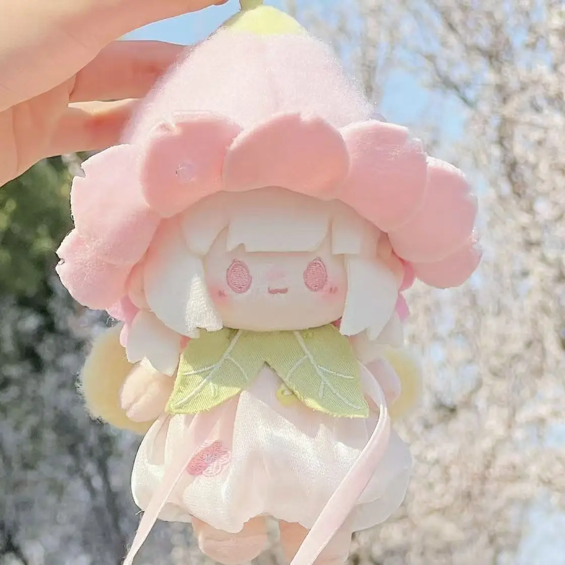 20cm Baumwollpuppenkleidung 2026 Frühling Sommer Neues Sakura-Gärtner-Outfit Niedliches Cartoon-Anziehset für Stofftiere