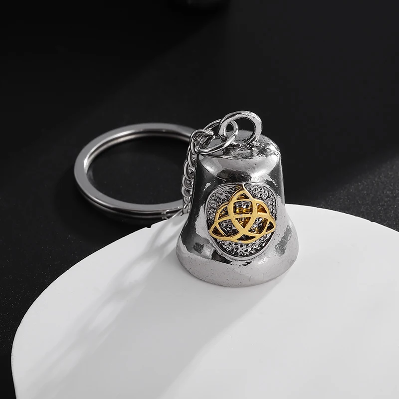 Stylish Classic Wiccan Witch's Knot Bell Keychain Irish Celtic Knot Lucky Jewelry for Men and Women Motorcycling Anniversary