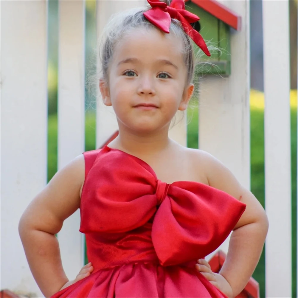 Vestido de niña de flores de Color satinado, vestidos de novia de lujo con plumas de mariposa y lazo de perlas, vestidos de cumpleaños para niños de primera comunión hinchados