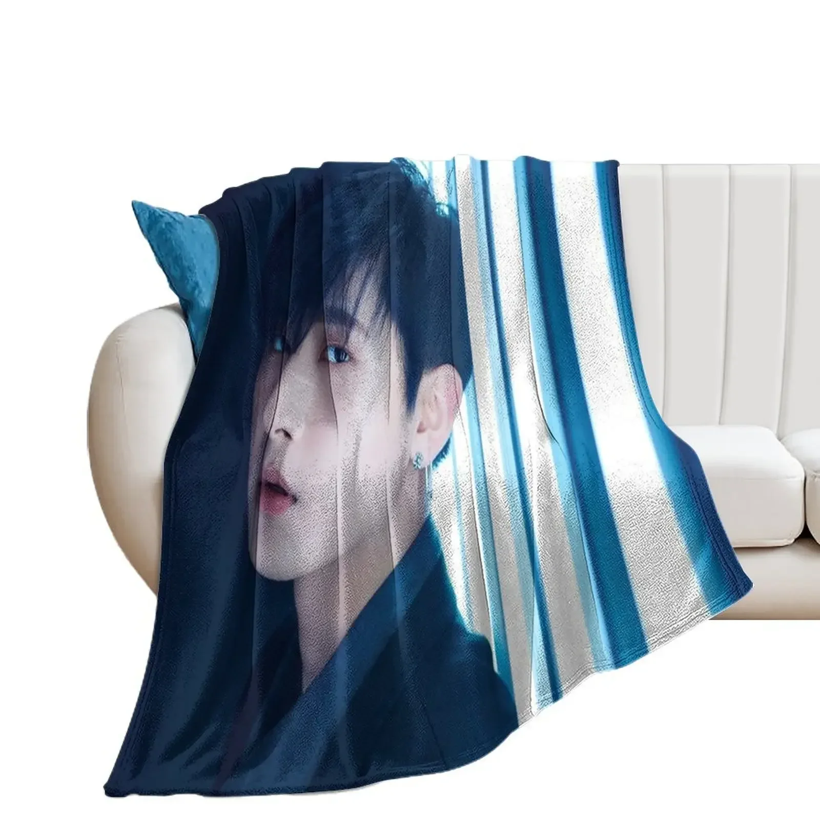 

I.M. Throw Blanket Sleeping Bag Summer Stuffeds Blankets