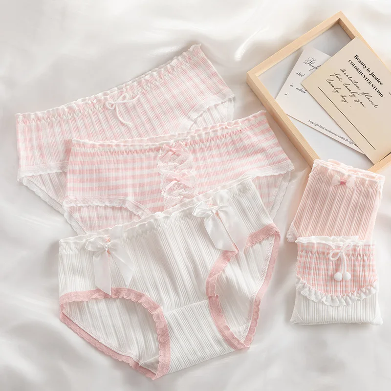 Sweet Bow Lace Border Briefs Small Floral Thread Underwear Women's Pure Cotton Crotch Waist Waist Bag Hip Girl Triangle Pants