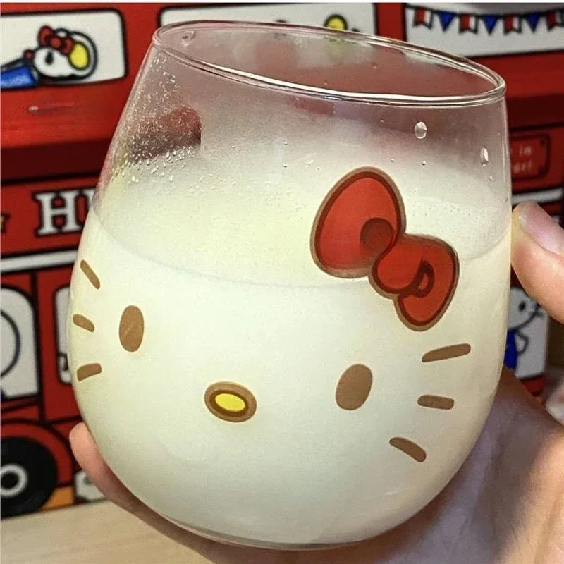 Рисунок 2 - Стеклянная чашка Kawaii Hello Kitty Cinnamoroll