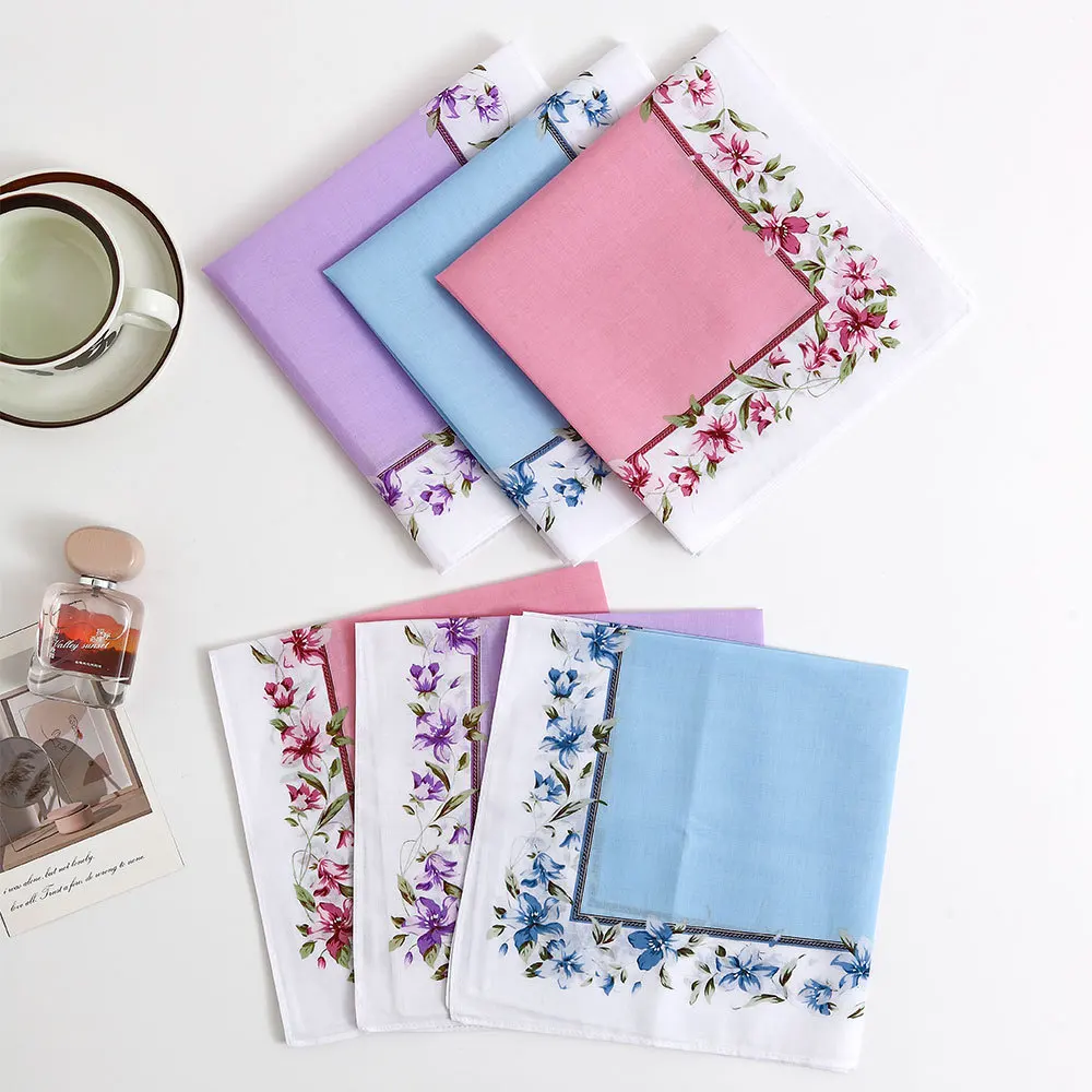 Confezione regalo 43 cm Fazzoletto stampato in puro cotone da donna Sottile assorbente per pulire il sudore Classico fiore di peonia Matrimonio Partner