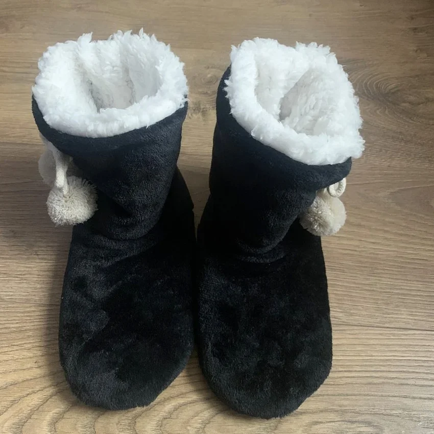 home Slipper Boots Womens Winter Warm Indoor Fur Ball Contton Plush Anti Skid Grip Thick Sole Fluffy Female Floor Shoes Ladies