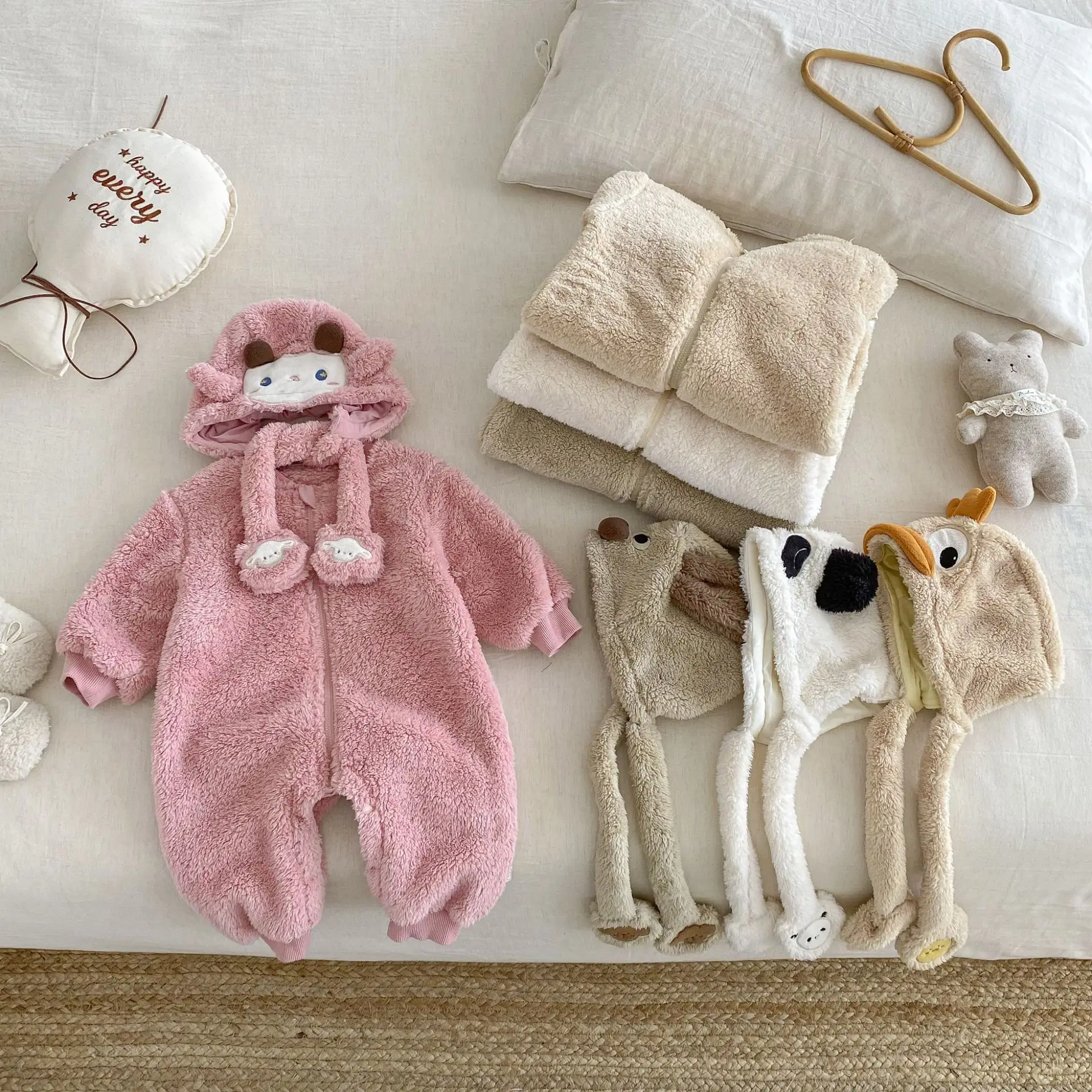 

Зимняя одежда для малышей, комбинезоны для маленьких девочек, комбинезоны с меховой подкладкой для маленьких мальчиков, комбинезоны с изображением животных на молнии и шапкой