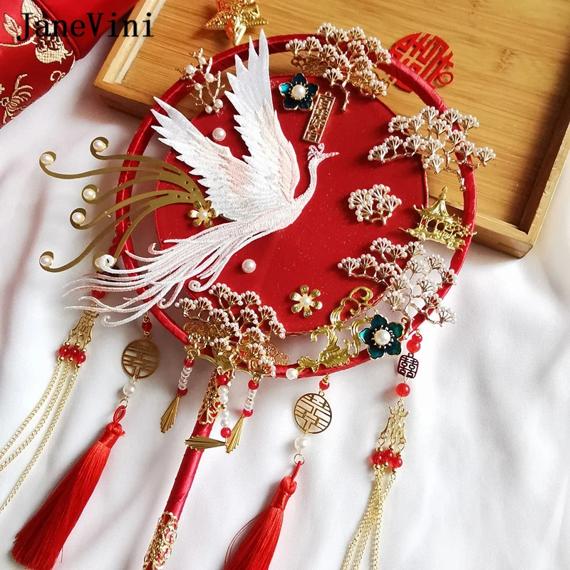 Janevini Luxe Rode Chinese Bridal Hand Boeketten Fan Type Kunstmatige Bloemen Parel Kristal Metalen Ronde Fans Bruiloft Accessoires