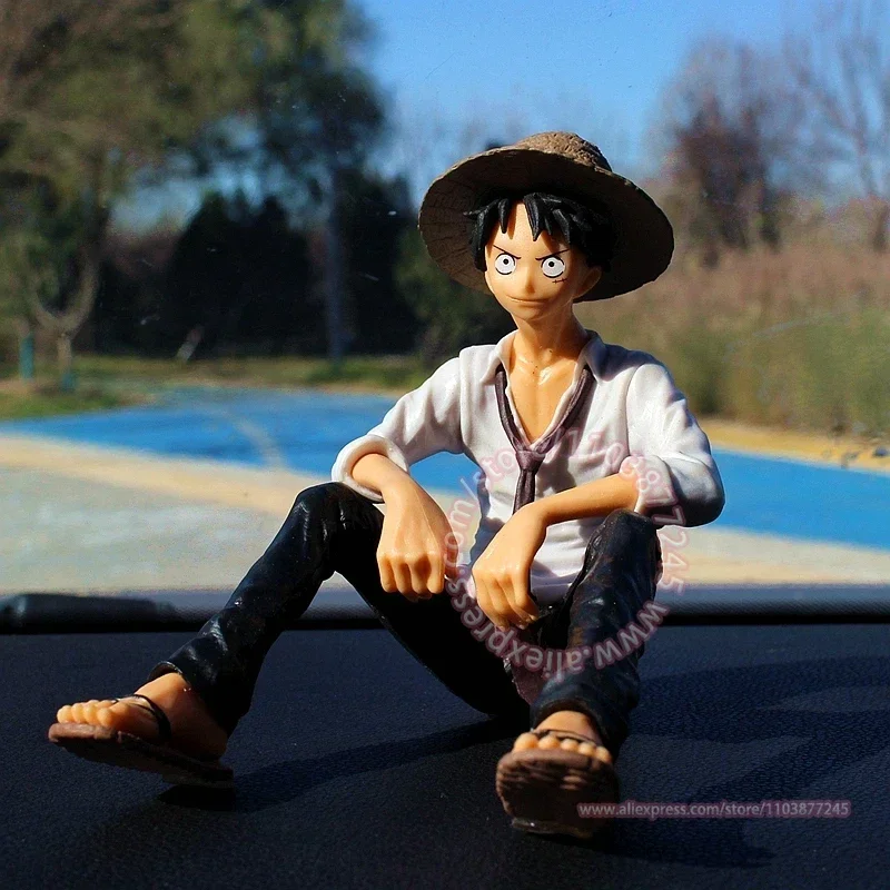 One Piece Monkey D. Luffy Sitting Position Trendy Hand Childrens Toy Cartoon Model Cake Decoration Anime Peripheral Car Ornament