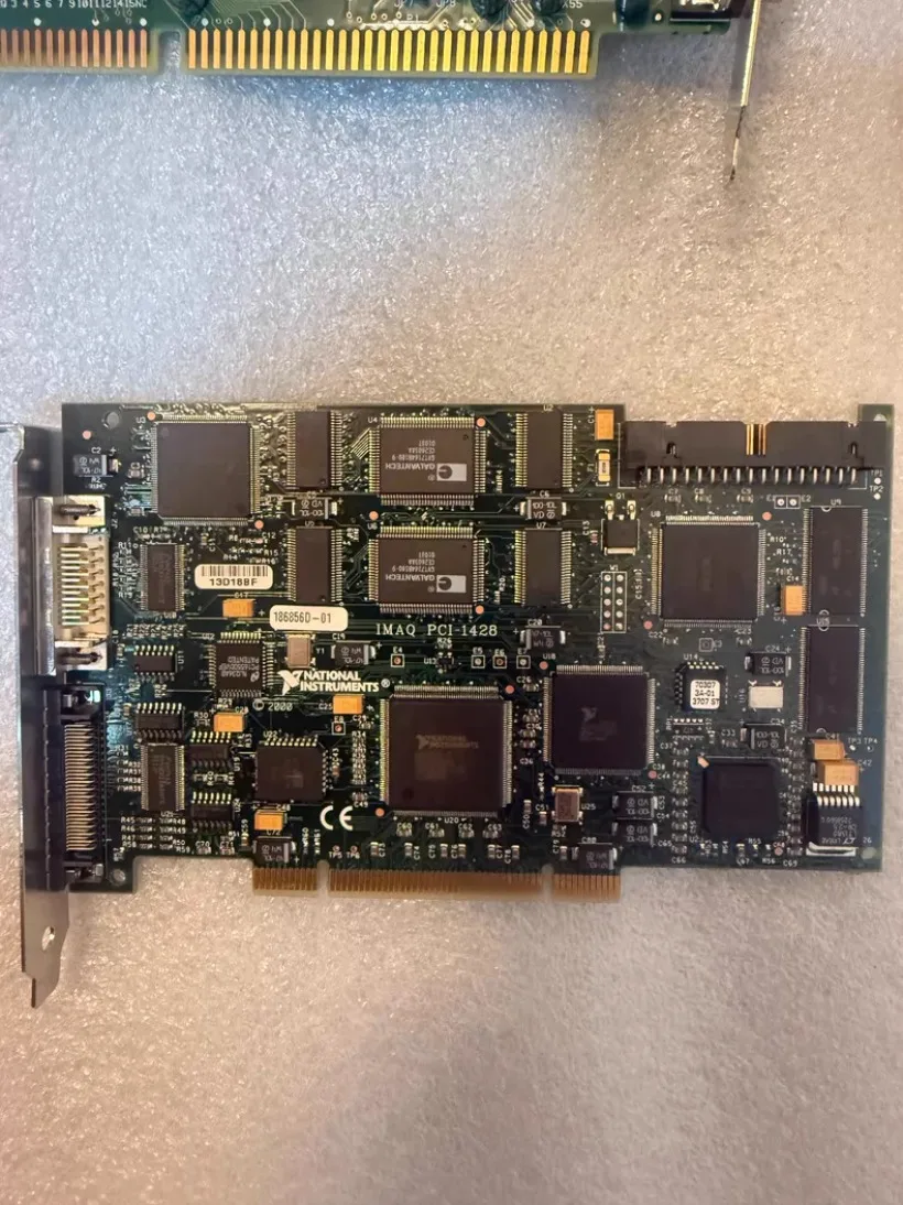 1PC National Instruments  NI PCI-1428 High-Speed Camera Link Frame Grabber for PCI Interface#Xing