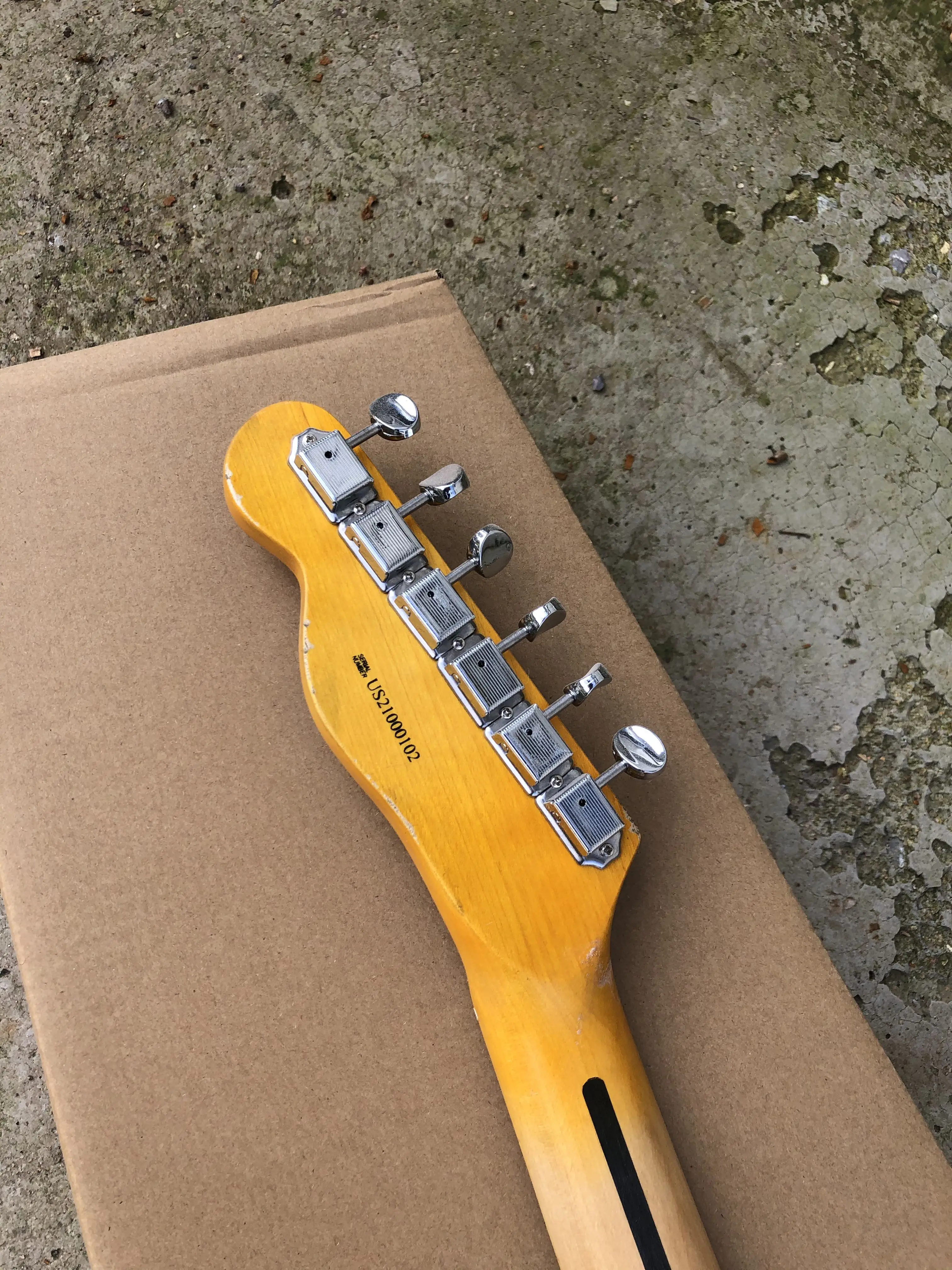 relic guitar electric high quality Vintage Sunburst Color telecaster style Maple Fingerboard 6 Strings Guitarra