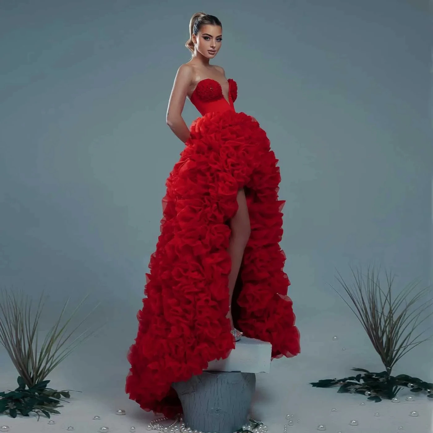 3D kwiaty zroszony kobiety sukienka czerwone Sweetheart suknie na bal maturalny Sweetheart Off The Shoulder potargane kwiatowe sukienki na bal maturalny niestandardowe