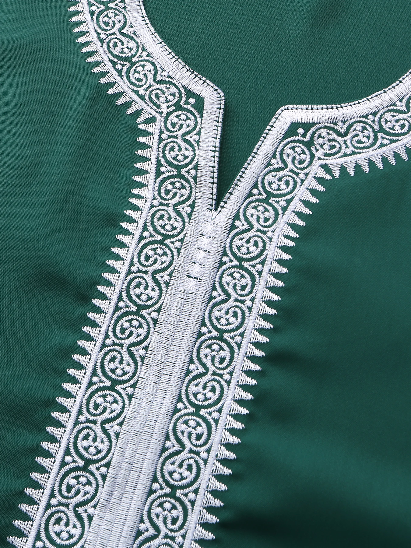 New Muslim embroidered Moroccan Green Arab robe Traditional casual robes for Islamic Muslim men