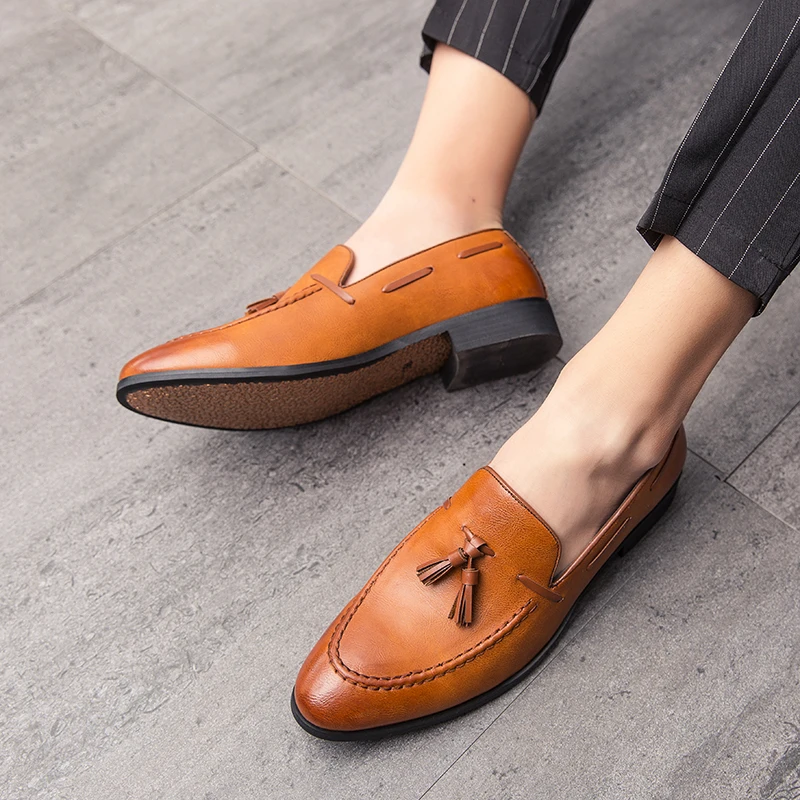 Classic Tassel Business Shoes Summer Loafers Shoes Men\'s Leisure Dress Loafers Fashion Outdoor Driving Shoes Famous Brand Luxury