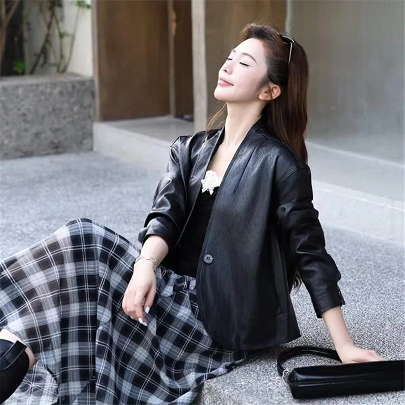 Autumn Women Short Faux Pu Leather Jacket Korean V-Neck Single Button Long Sleeve Imitation Leather Biker Jacket Coat Streetwear