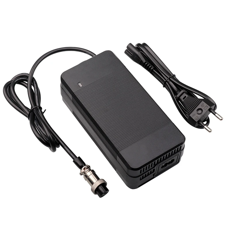 67,2V 3A Intelligentes Lithium-Batterieladegerät 16Series für 60V Li-Ionen-Akkupack-Ladegerät GX16/XLR/DC/GX12/RCA Hochwertiger Anschluss – Detail 3
