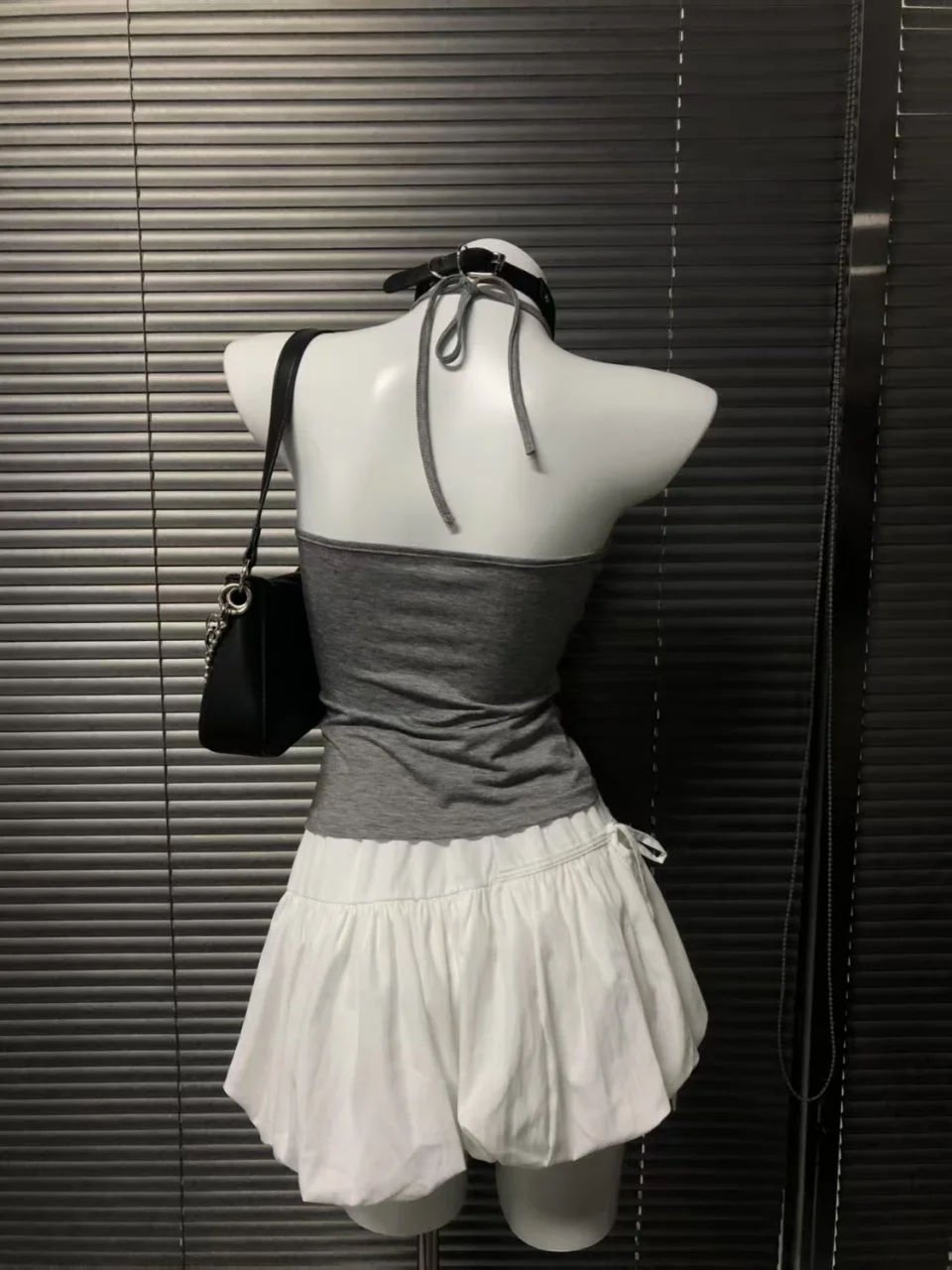 

Y2K retro Harajuku style spicy girl gray hollow camisole vest summer American style spicy girl trend tops millennium style