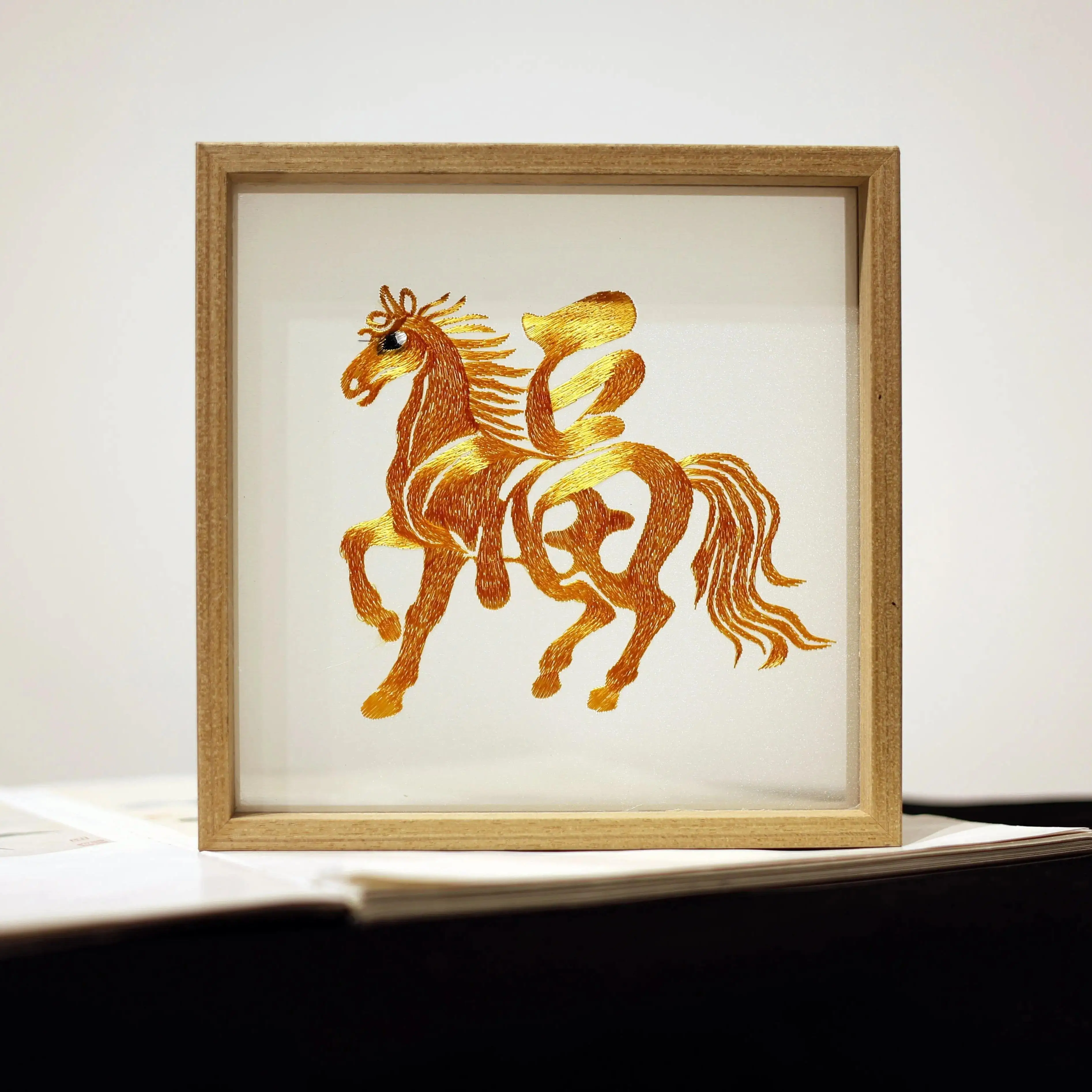Double-Sided Suzhou Embroidery Desktop Decoration Creative Gift Business Activities Chinese Style Hand Push Machine Made
