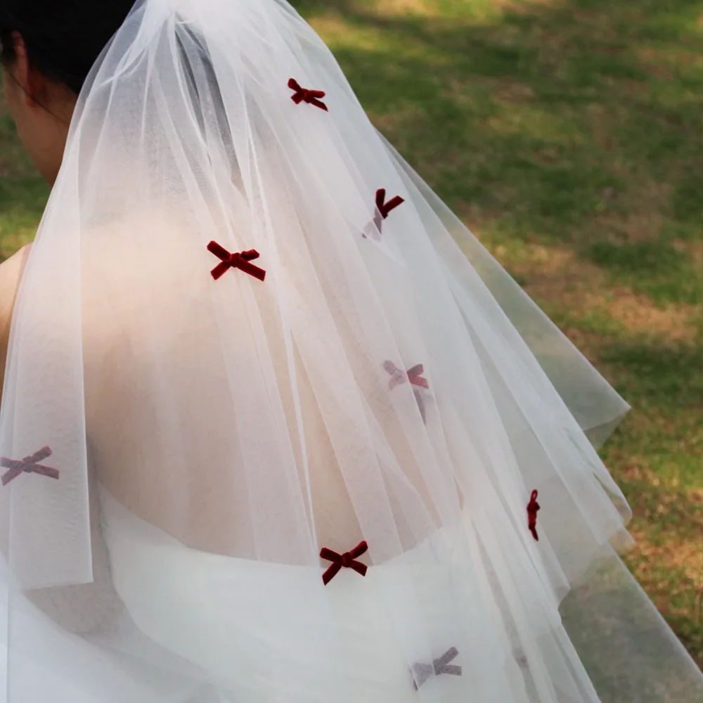 

Bride to Be Chic Beaded Bowknot Bridal Wedding Veils Marriage Accessories 2025 New Collection Wedding Veil