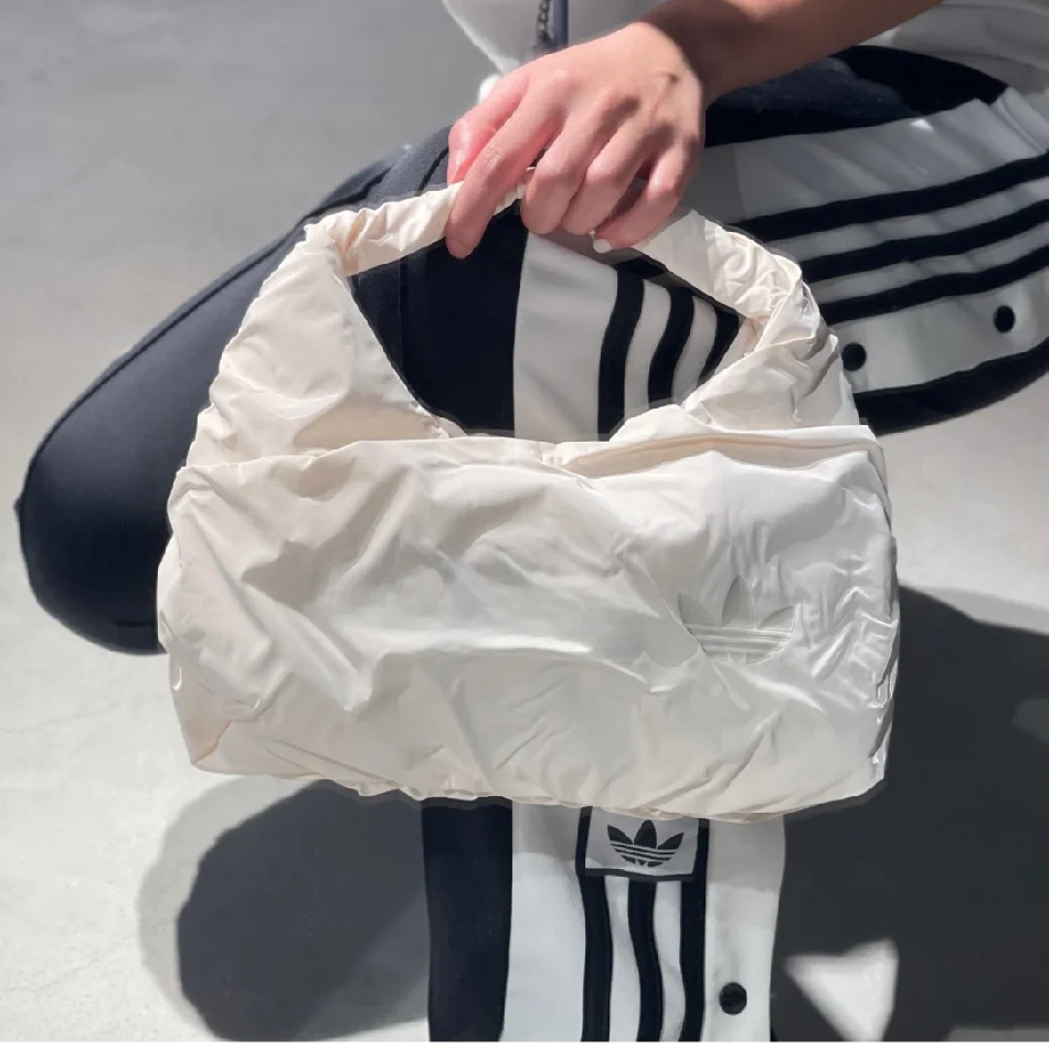 borsa-minimalista-bianca-a-forma-di-nuvola-accessorio-di-moda-per-blogger-stile-ins-borsa-sportiva-da-donna-impermeabile-con-chiusura-a-cerniera