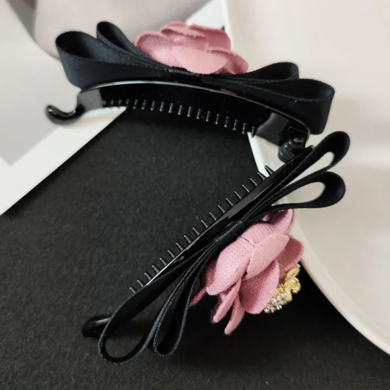 Korean New Vintage Camellia Flower Hair Banana Claw Clip for Women Trendy Girl Accessoires Pince Cheveux File