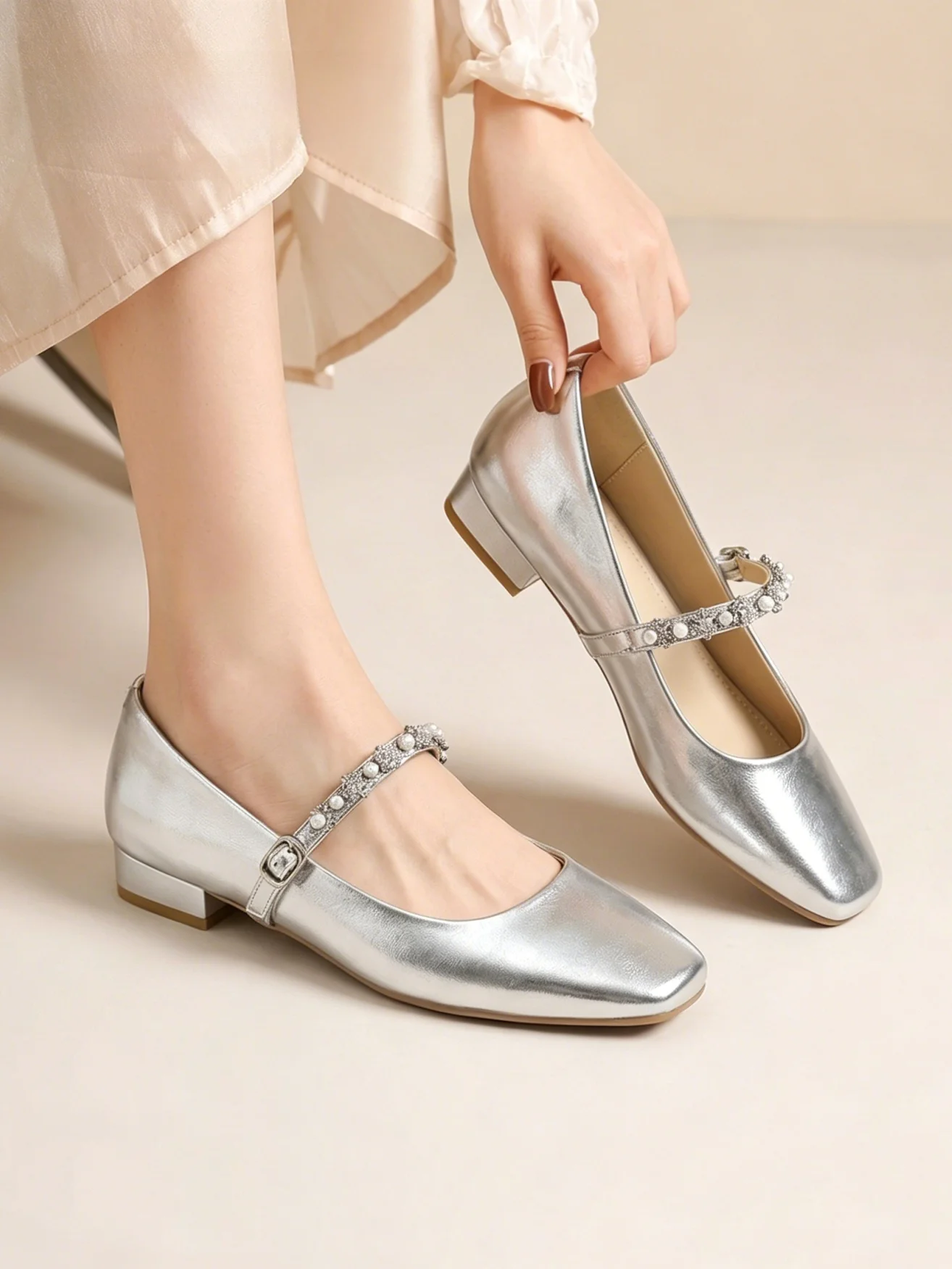 Silver Ballet Mary Jane Shoes Women's Summer New Style Beautiful Match Skirts Slip-On Small Leather Shoes Fashionable Flats