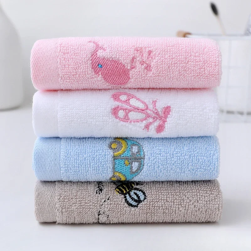 4pcs/lot Pure cotton small square towel 25*25cm cartoon embroidery baby hook towel children face towel gift